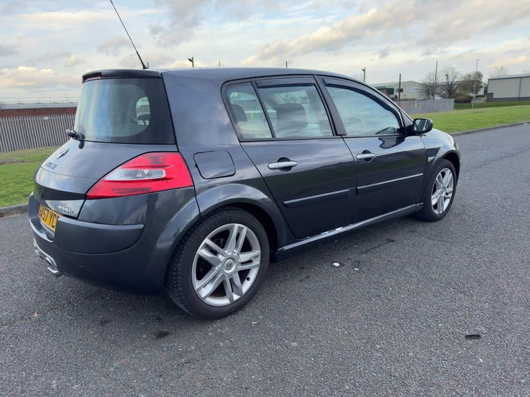 Renault Megane 2.0 GT Turbo (192bhp)
