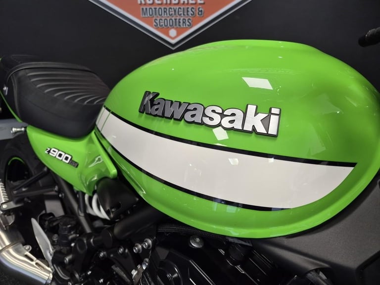Kawasaki Z900 RS cafe 2514 miles nice extras