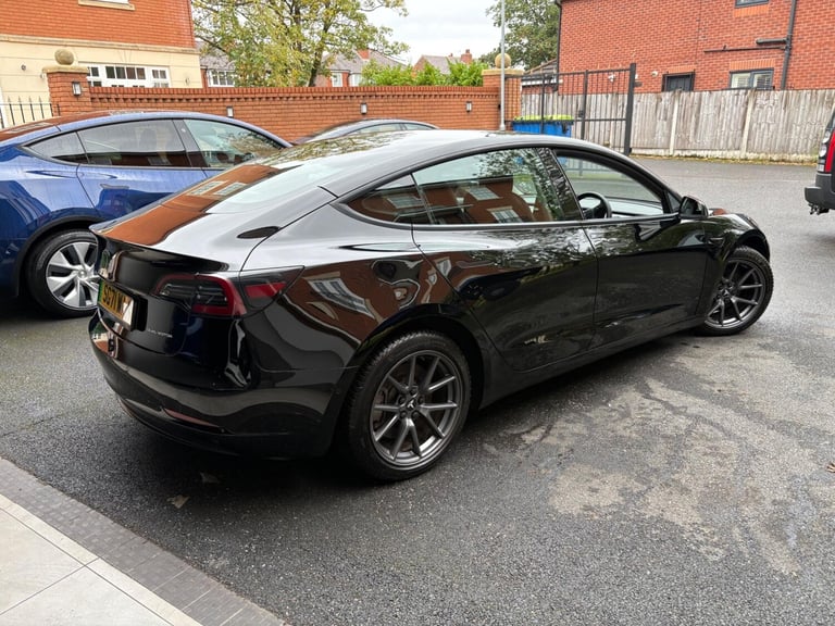 2021 Tesla Model 3 (Dual Motor) Long Range Auto 4WDE 4dr SALOON Electric Automatic