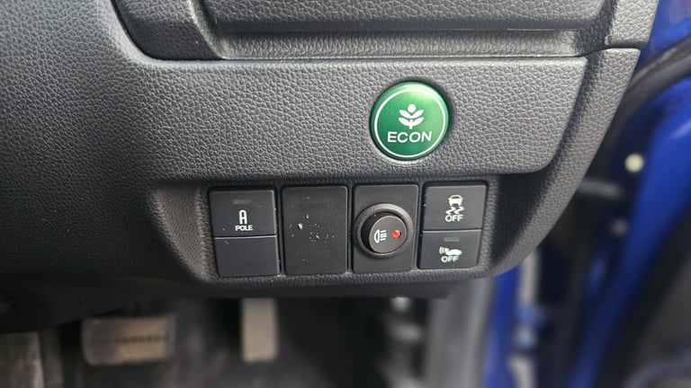 2014 Honda jazz hybrid automatic