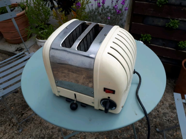 Cream Dualit 2 slice toaster
