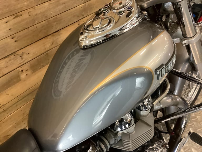 Triumph Bonneville 790 AMERICA