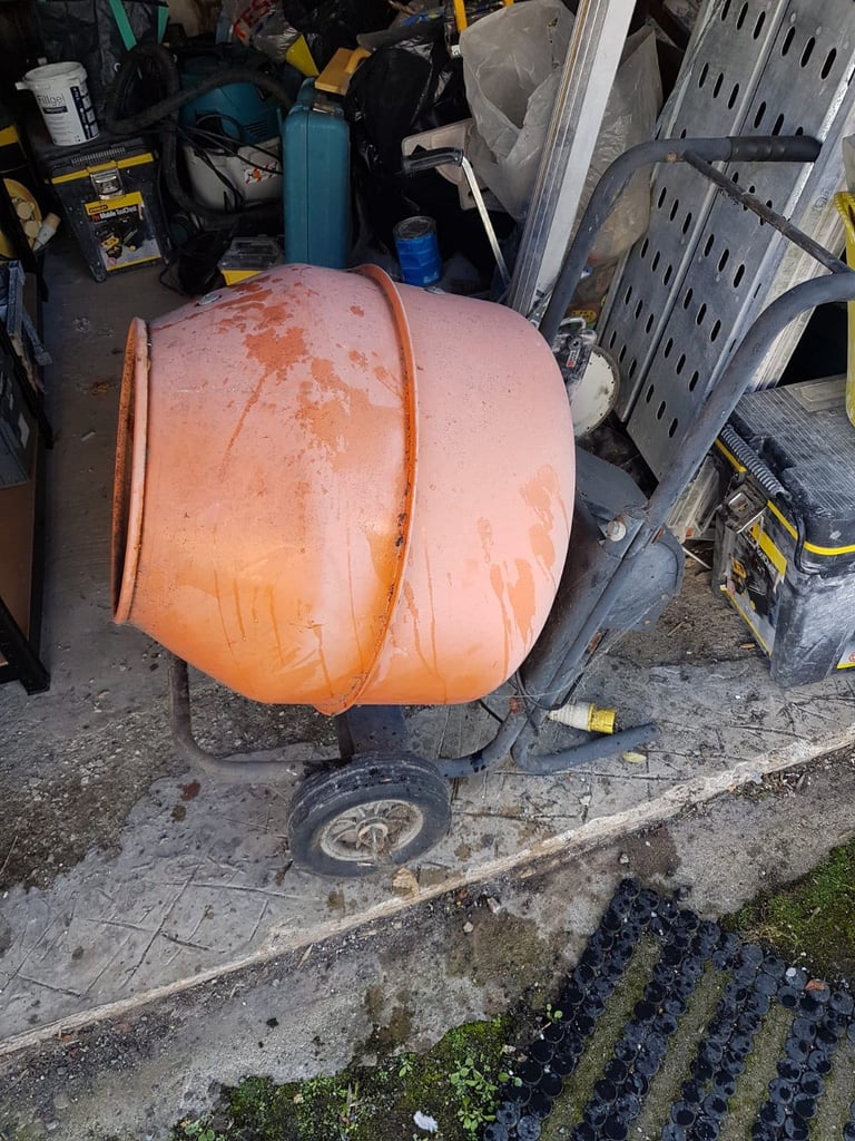 Concrete, mortar mixer