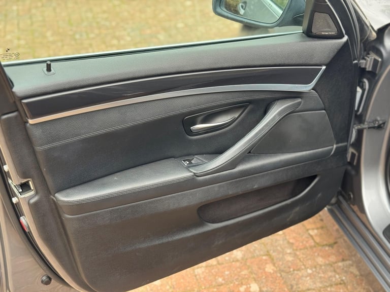 2013 BMW 5 Series 3.0 530d SE Touring Auto Euro 6 (s/s) 5dr ESTATE Diesel Automatic