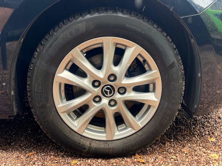 MAZDA MAZDA3 2.0 SKYACTIV-G SE-L Nav 2017