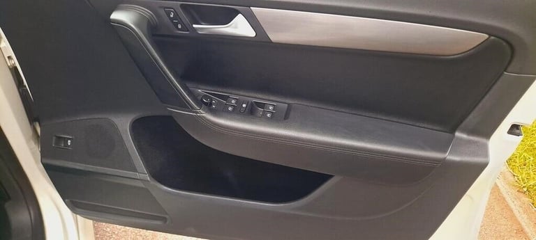 2014 Volkswagen Passat 2.0 TDI Bluemotion Tech Executive 5dr Estate £35 road tax ESTATE Diesel Ma...