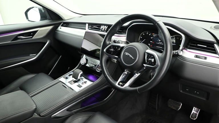 2022 Jaguar F-Pace 2.0 D200 MHEV R-Dynamic SE SUV 5dr Diesel Auto AWD Euro 6 (s/s) (204 ps) SUV D...