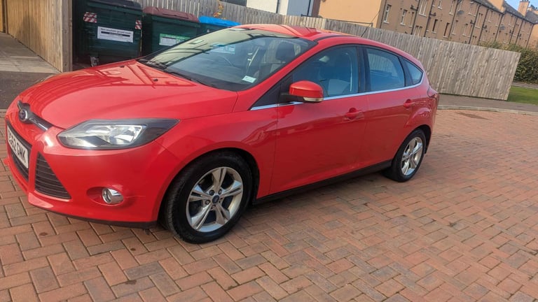 Ford, FOCUS, Hatchback, 2012, Manual, 998 (cc), 5 doors
