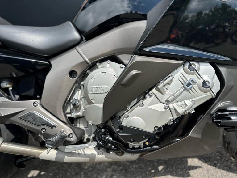 2016/16 BMW K1600 Motorcycle 