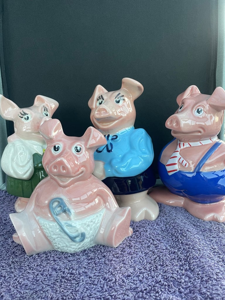 Wade NatWest piggy banks x4