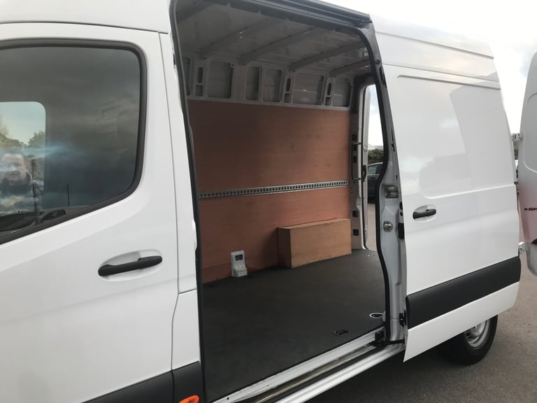 2021 Mercedes-Benz Sprinter 85kW 55kWh Progressive Van Auto [80kW Charger] PANEL VAN Electric Aut...