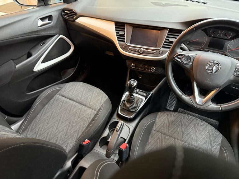 2020 Vauxhall Crossland X 1.5 Turbo D Griffin Euro 6 (s/s) 5dr HATCHBACK Diesel Manual