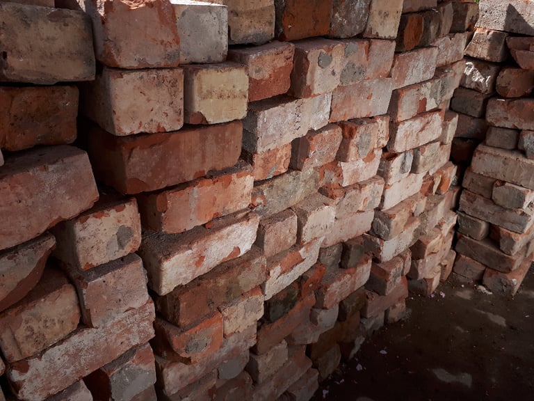 Reclaimed bricks for sale can deliver 