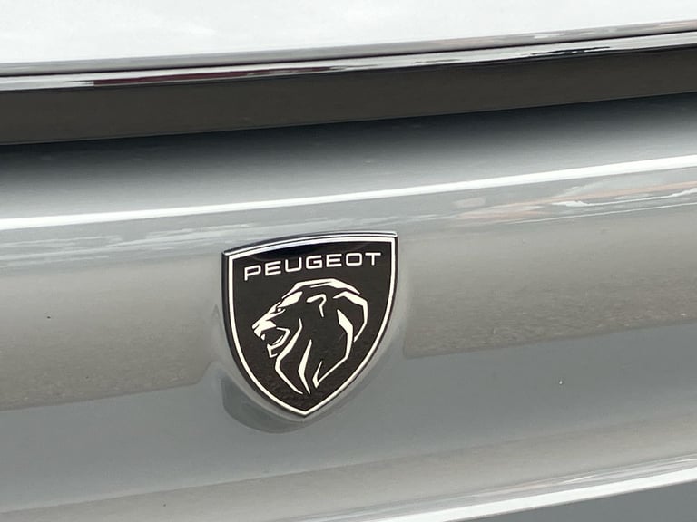 2024 Peugeot 308 115kW GT 54kWh 5dr Auto Hatchback Electric Automatic