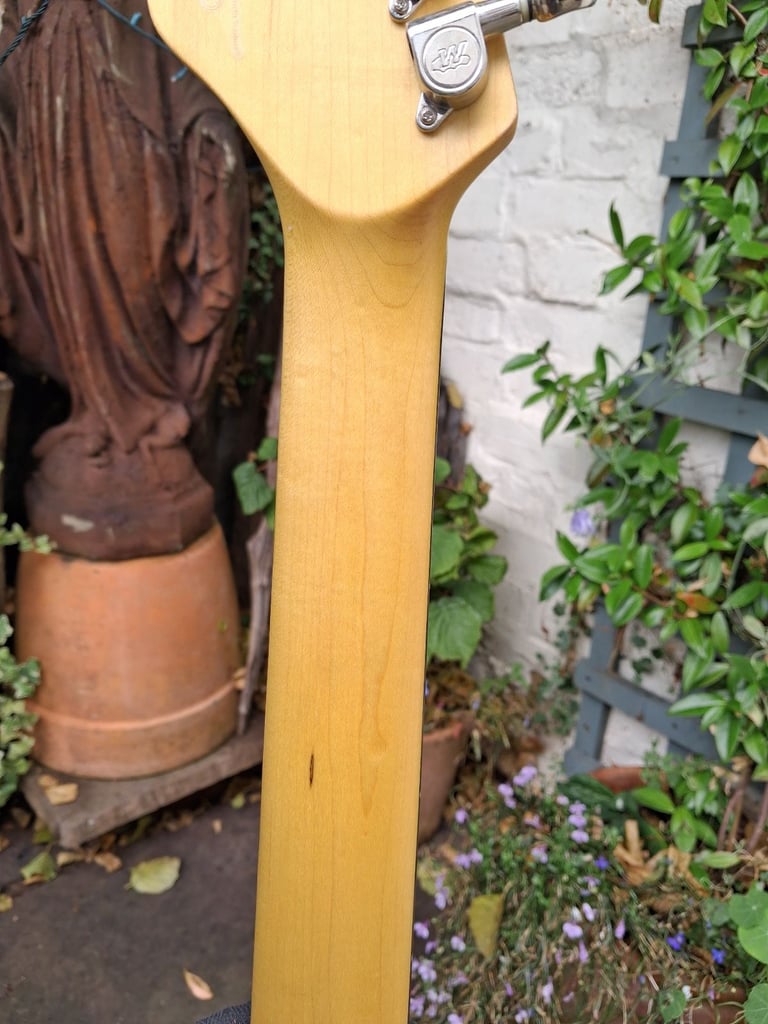 JHS Vintage Advance AV6 Laguna Blue Electric Guitar. New/old stock. Unplayed.