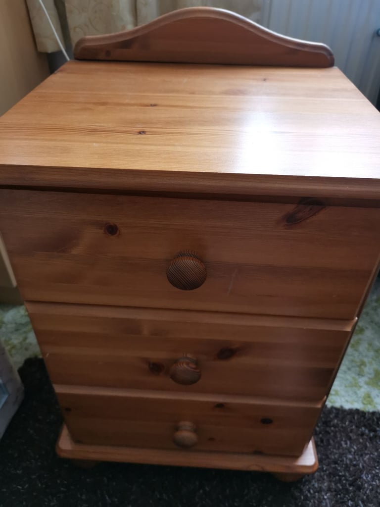 Bedside table