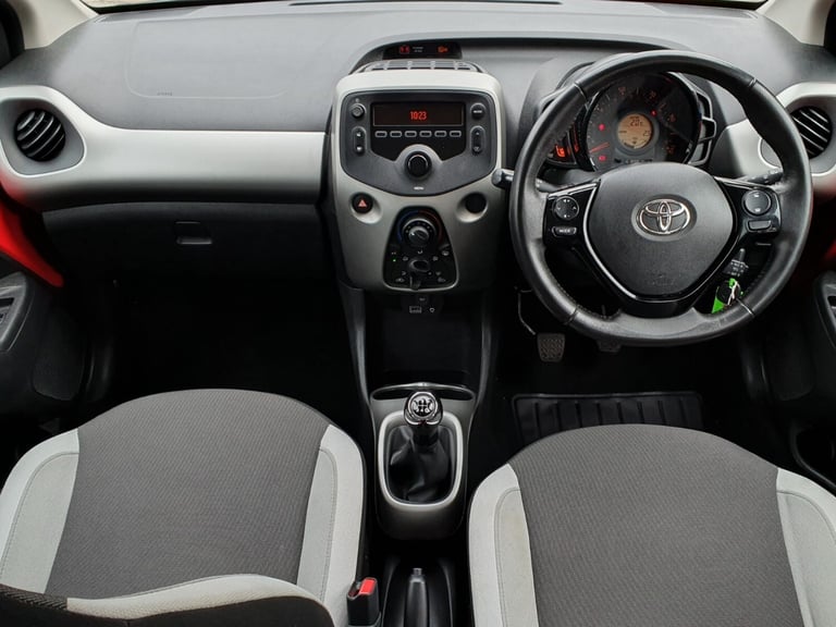 2017 Toyota AYGO 1.0 VVT-i X-Play 5dr Hatchback Petrol Manual