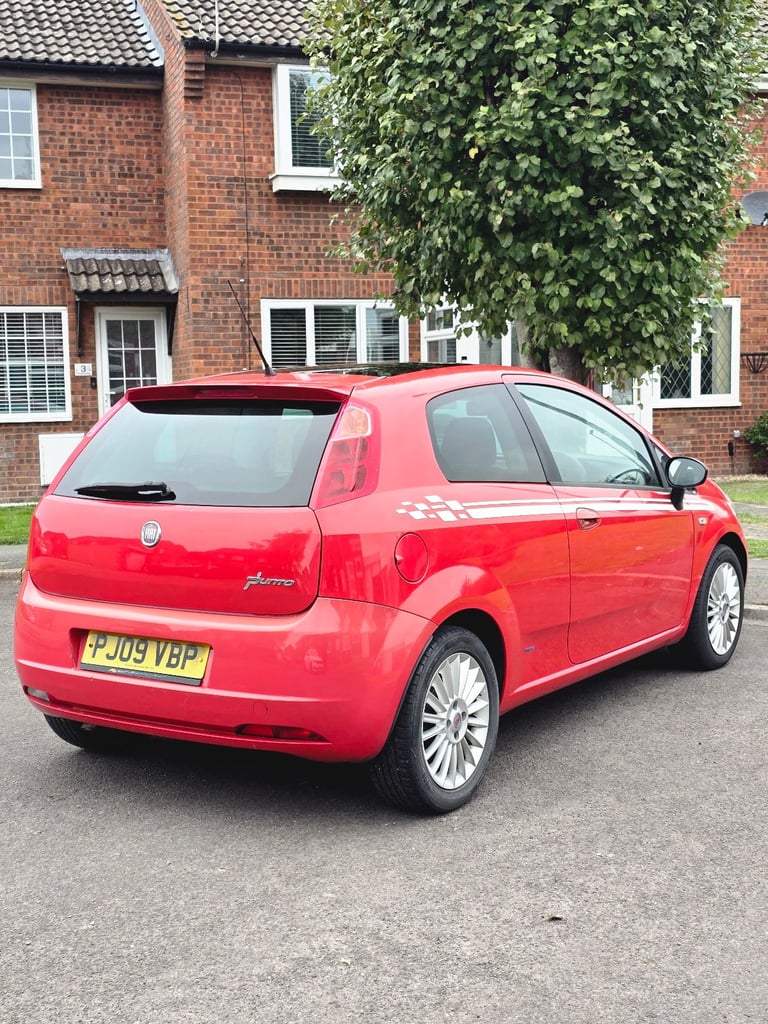 Fiat, GRANDE PUNTO, Hatchback, 2009, Manual, 1368 (cc), 3 doors