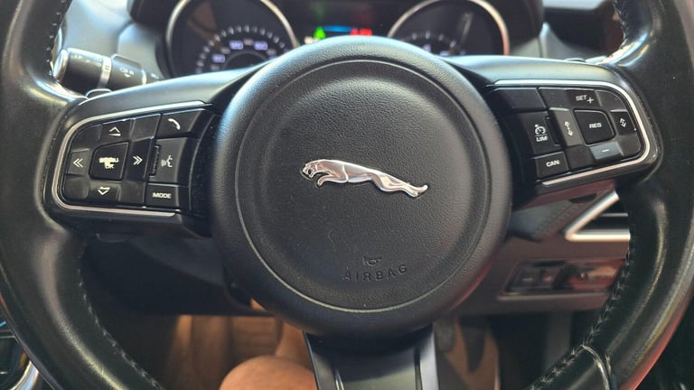  Jaguar XE 2.0 GTDi SE Auto Euro 6 (s/s) 4dr Petrol Automatic