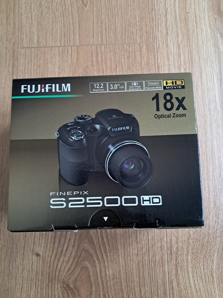 Fuji Finepix 2500HD Digital Camara 