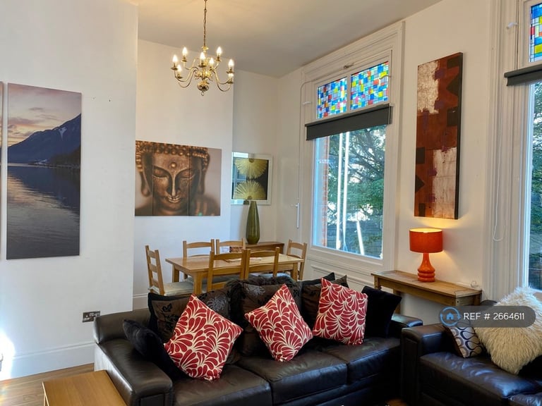 2 bedroom flat in St. Nicholas Chambers, Newcastle Upon Tyne, NE1 (2 bed) (#2664611)