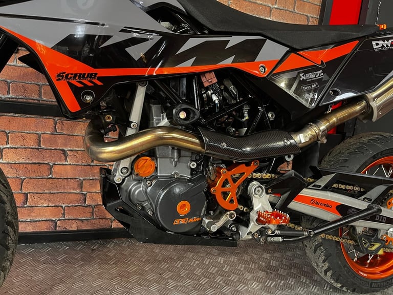 2012 KTM 690 SMC LOTS OF EXTRAS
