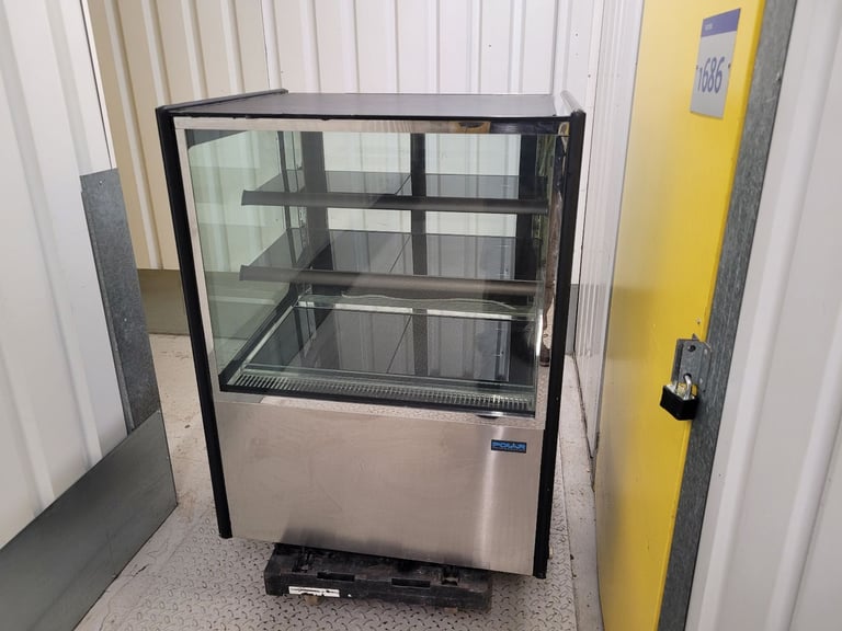 image for Polar 90 cm Commercial Catering Patisseries cake display fridge  Excellent condition 