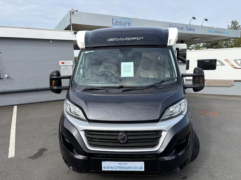 SWIFT BESSACARR HI-STYLE 599 MOTORHOME Alde, Auto Satellite, Tower Fridge, 