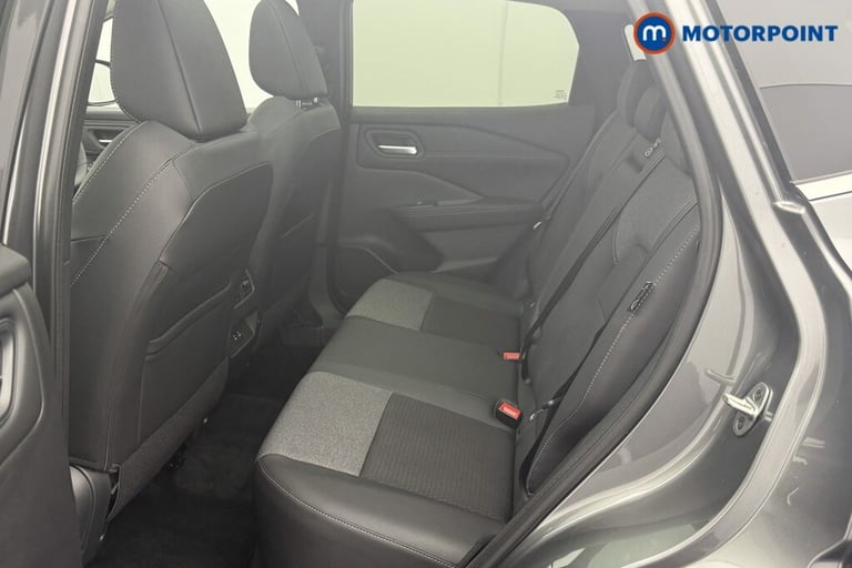 2025 Nissan Qashqai 1.3 DiG-T MH 158 N-Connecta [Glass Rf] 5dr Xtronic SUV Petrol Automatic