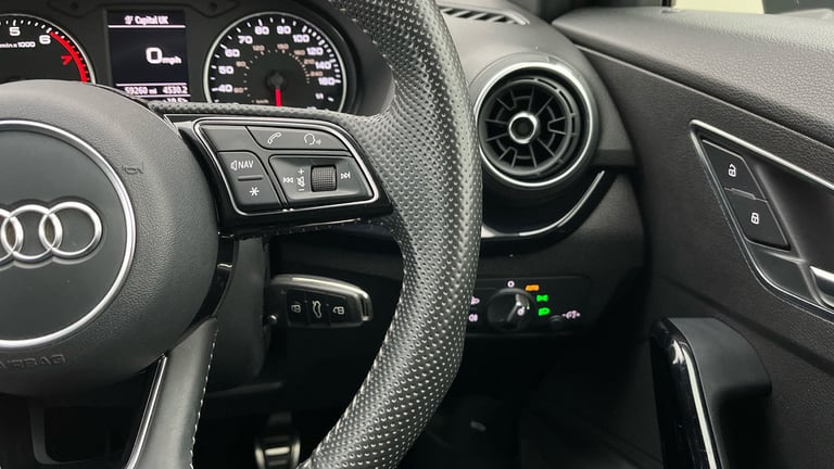 2019 Audi Q2 1.5 TFSI CoD 35 Black Edition SUV 5dr Petrol Manual Euro 6 (s/s) (150 ps) SUV Petrol...