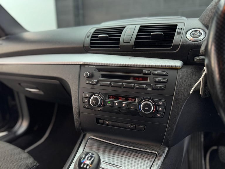 BMW 1 SERIES 2.0 118i M Sport 3 door 2010