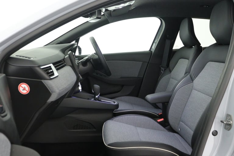 2024 Renault Clio 1.6 E-TECH full hybrid 145 Techno 5dr Auto Hatchback Hybrid Automatic