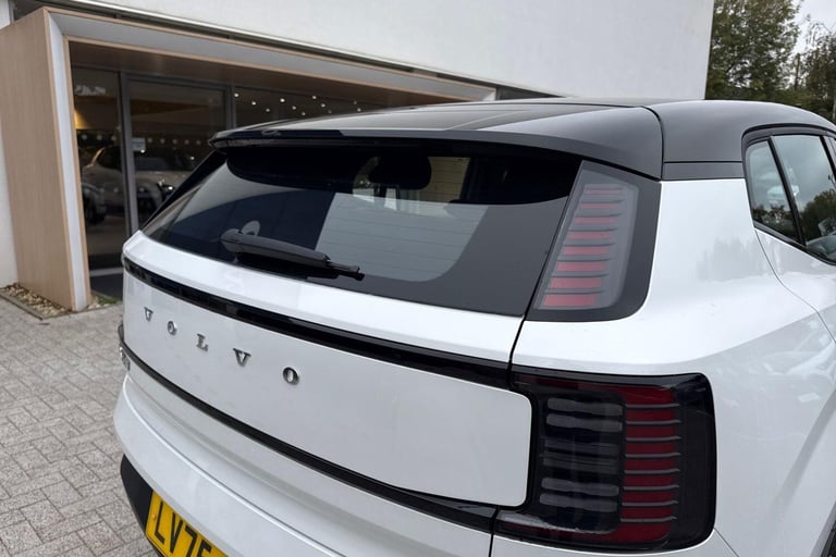 2025 Volvo EX30 Single Motor Extended Range 69kWh Plus SUV 5dr Electric Auto (272 ps) ESTATE Elec...