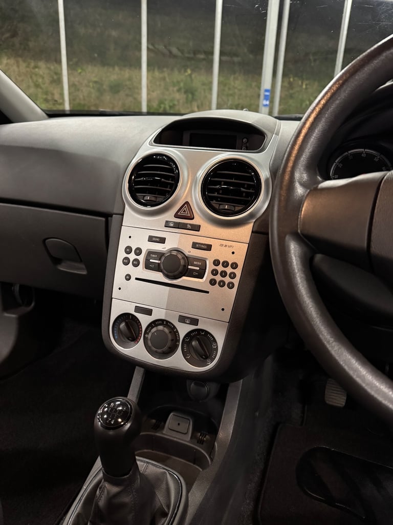 Vauxhall, CORSA, Hatchback, 2014, Manual, 1229 (cc), 3 doors