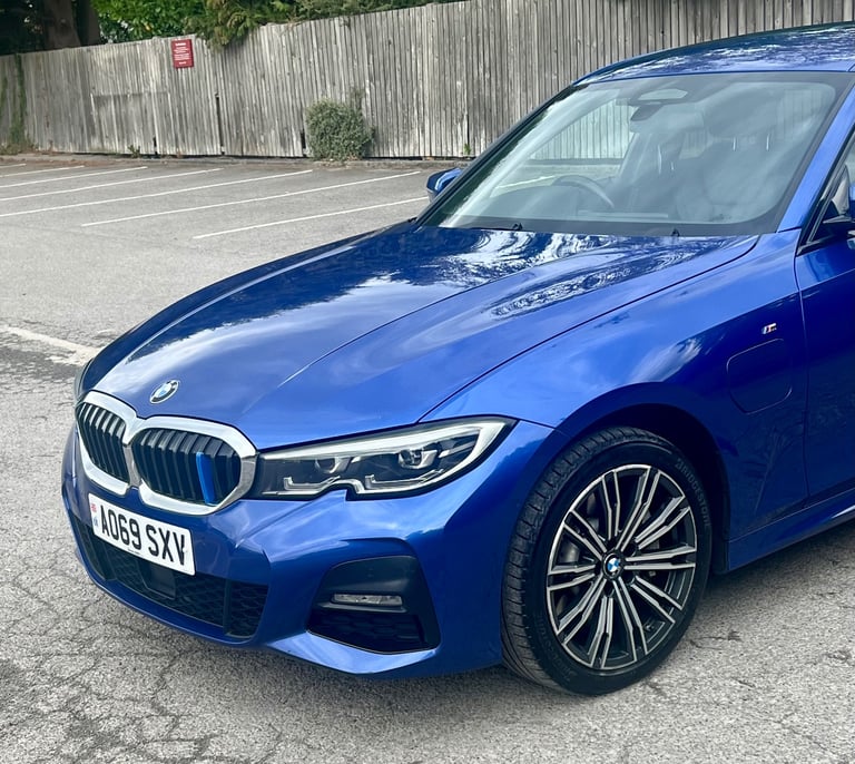 image for BMW, 3 SERIES, Saloon, 2019, Semi-Auto, 1998 (cc), 4 doors