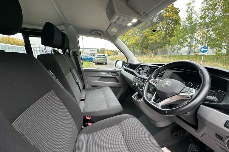 2024 Volkswagen Transporter 2.0 TDI 110 Startline Kombi Van Combi Van Diesel Manual