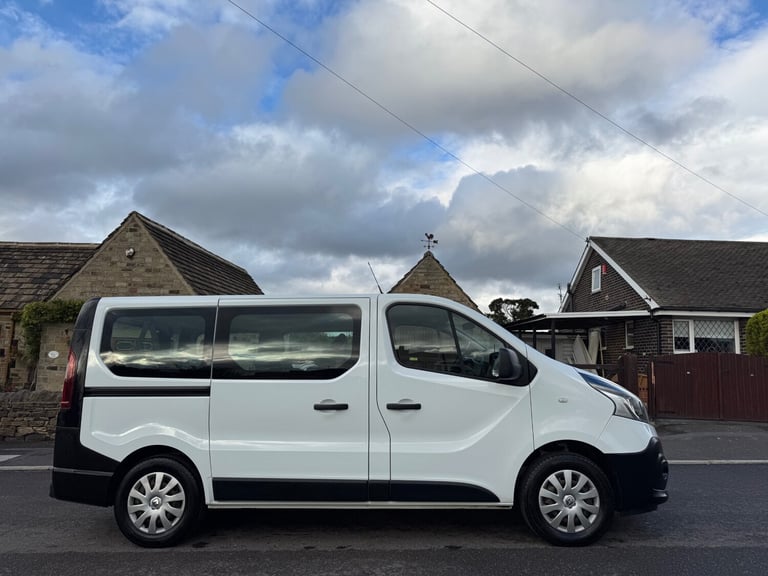 2019 Renault Trafic 2019 RENAULT TRAFIC 1.6 DCI 27 BUSINESS SWB EURO 6 MINIBUS  MPV Diesel Manual