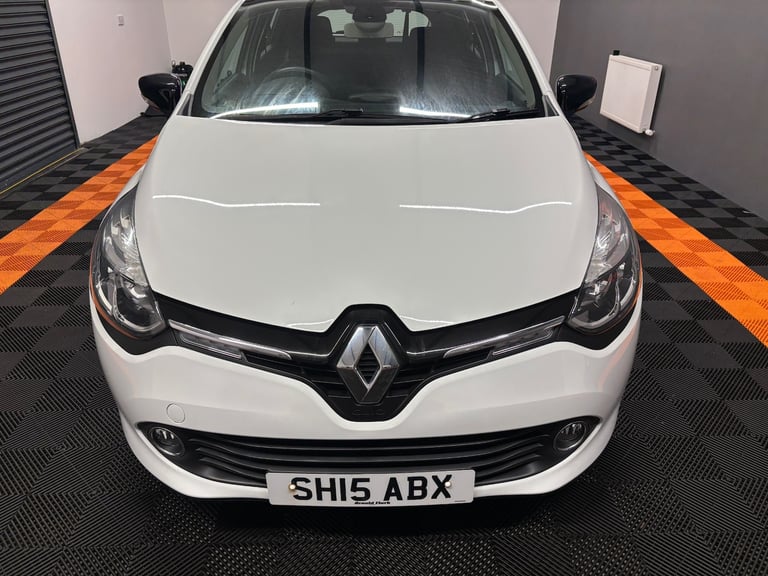 2015 Renault Clio 1.2 16V Dynamique MediaNav 5dr HATCHBACK Petrol Manual