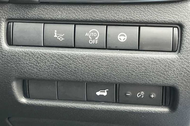 2022 Nissan Qashqai 1.3 DIG-T MH TEKNA 5DR Hatchback Petrol Manual