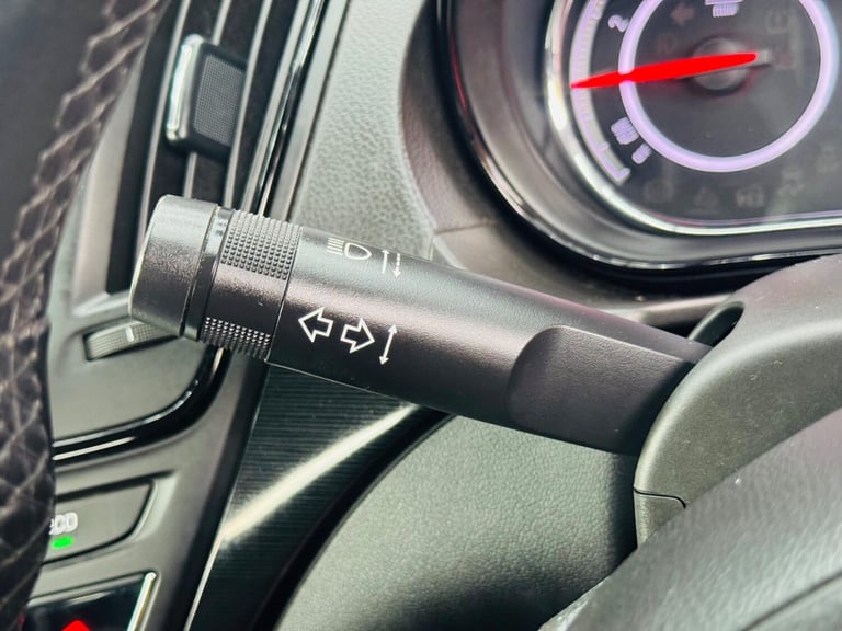 2016 Vauxhall Insignia 2.0 CDTi ecoFLEX Elite Nav Euro 6 (s/s) 5dr HATCHBACK Diesel Manual