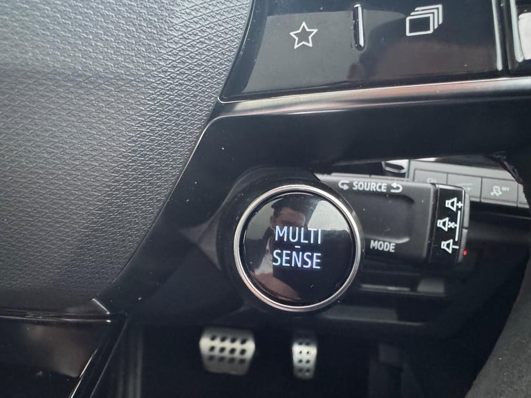 2025 Renault RAFALE E-Tech PHEV Atelier Alpine AWD 5dr Auto COUPE PETROL/ELECTRIC Automatic