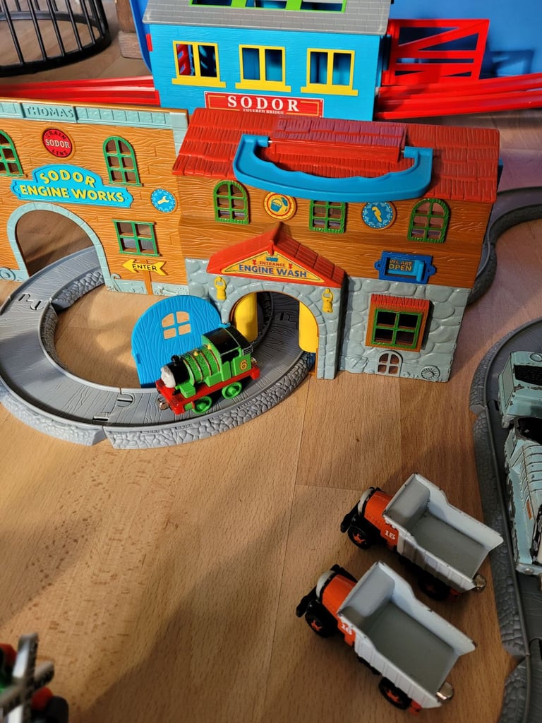 Take Along Thomas & Friends Bundle Includes Sets, Track, Diecast Trains & Friends