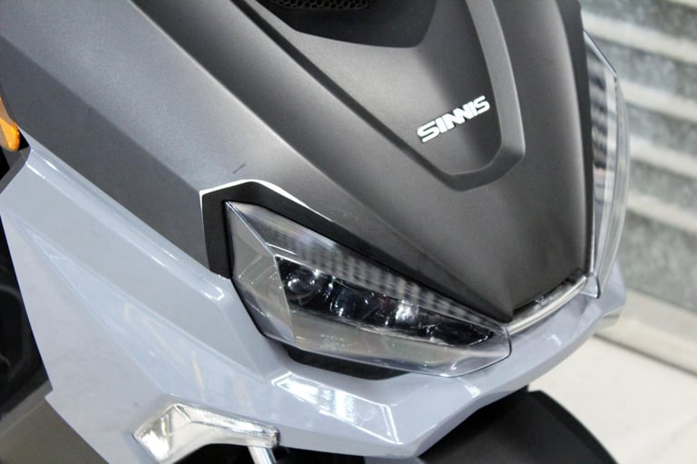 2023 23 SINNIS LH 125 T-22 HERO X GREY LEARNER LEGAL SCOOTER 540 MILES TRADESALE