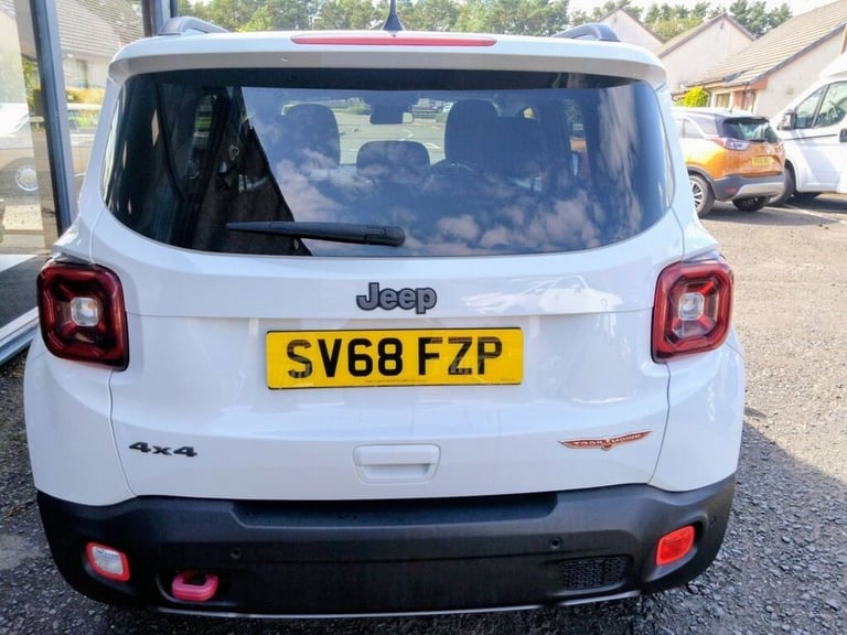 2018 Jeep Renegade 2.0 Multijet Trailhawk 5dr 4WD Auto ESTATE Diesel Automatic