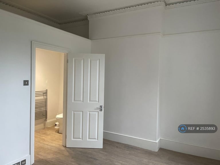 image for 1 bedroom in Sackville Road, Hove, BN3 (#2535893)