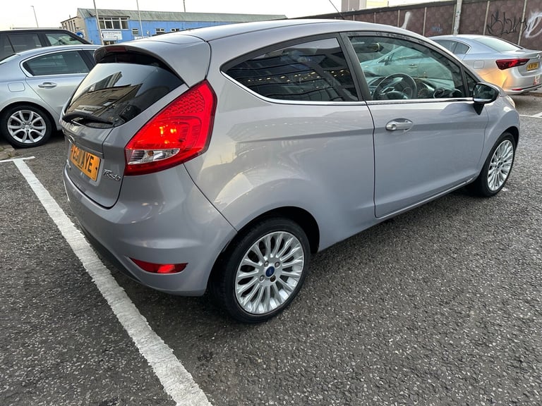 2011 Ford Fiesta 1.4 Titanium 3dr Auto HATCHBACK Petrol Automatic