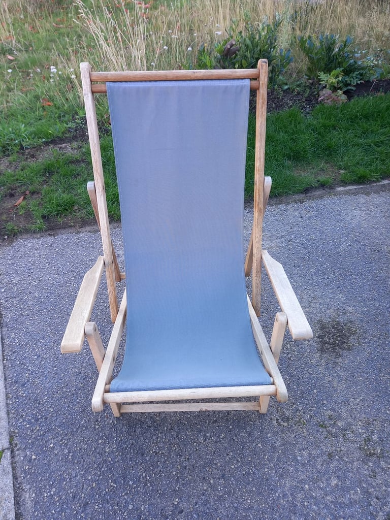 2 old style wooden garden deckchairs.collection only.