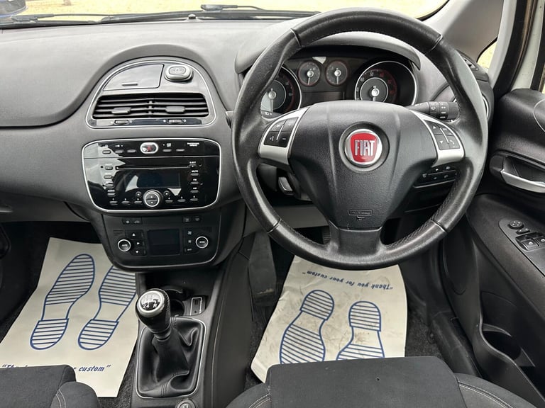 2015 Fiat Punto 1.2 Easy + Euro 6 3dr HATCHBACK Petrol Manual