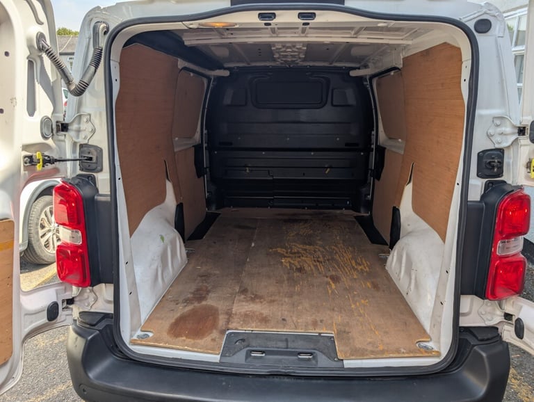 2020 Peugeot Expert 1400 2.0 BlueHDi 120 Professional Van PANEL VAN DIESEL Manual
