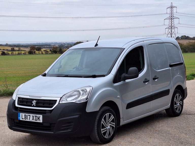 2017 Peugeot Partner 1.6 BlueHDi 651 Professional Panel Van 5dr Diesel Manual L1 (112 g/km, 73.9 ...